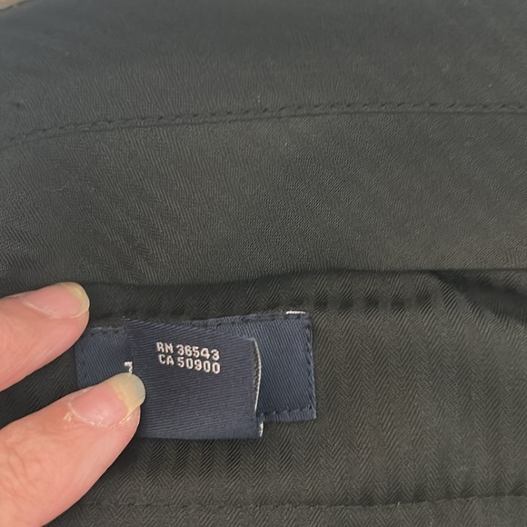 Izod Men's Khaki Chino pants size 36 / 30 beige polyester, formal workwear - Picture 6 of 7